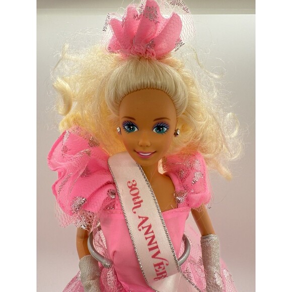 Vintage 1992 Barbie 30th Anniversary Doll #2282 Walmart Exclusive Mattel - Picture 2 of 13